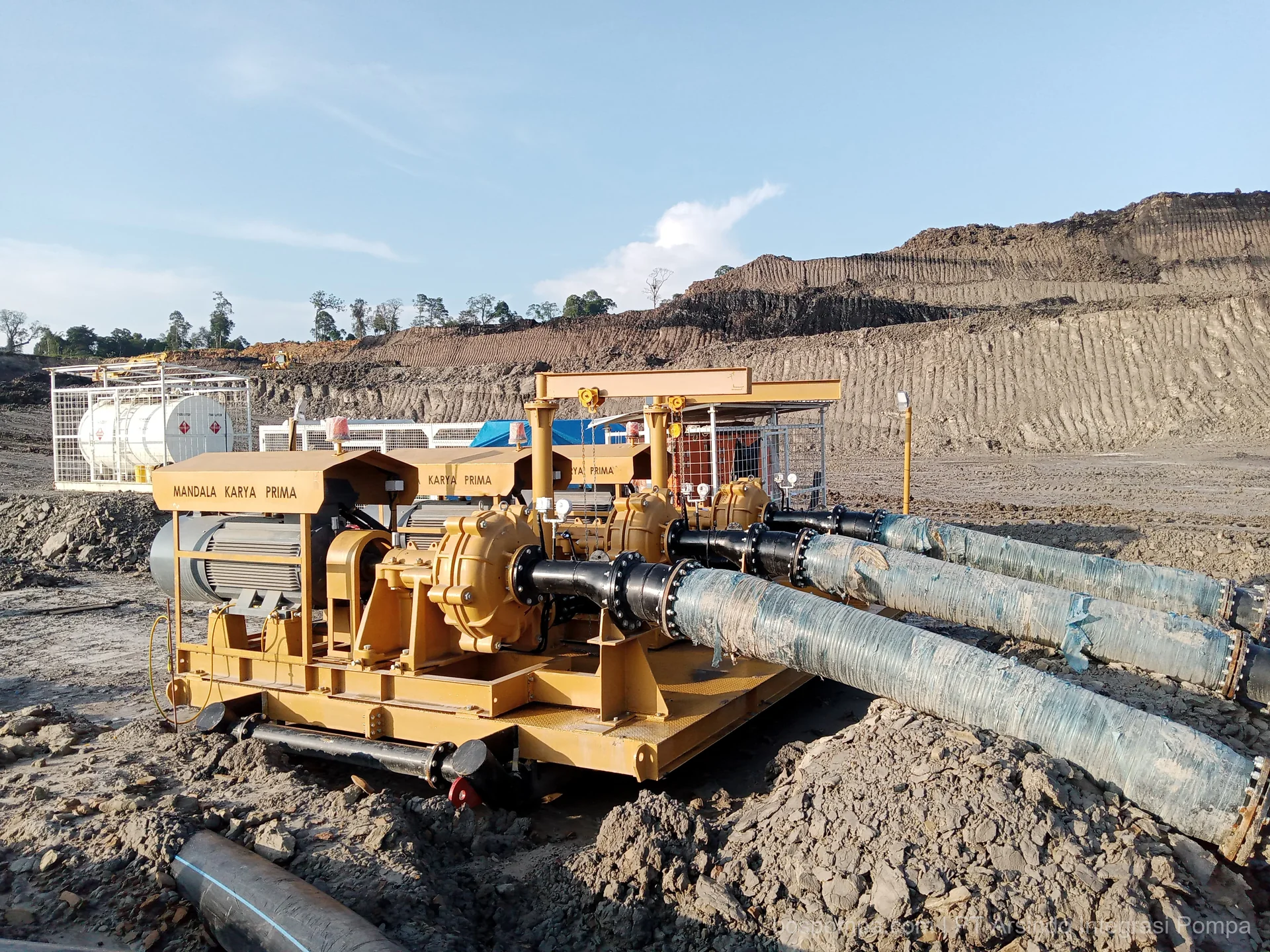 Dewatering pump di lapangan